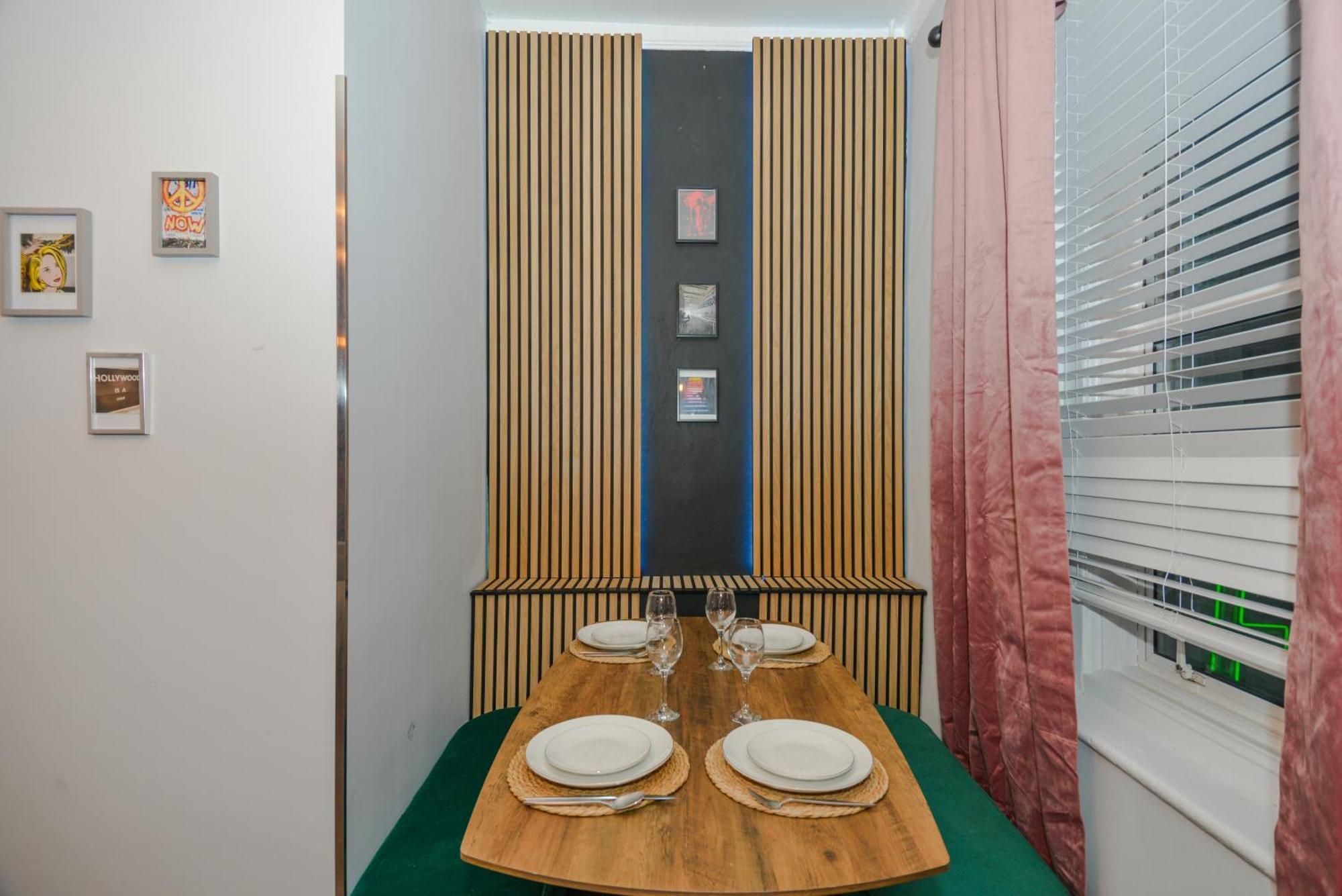 Cosy 1 Bedroom Home For Small Families London Eksteriør bilde