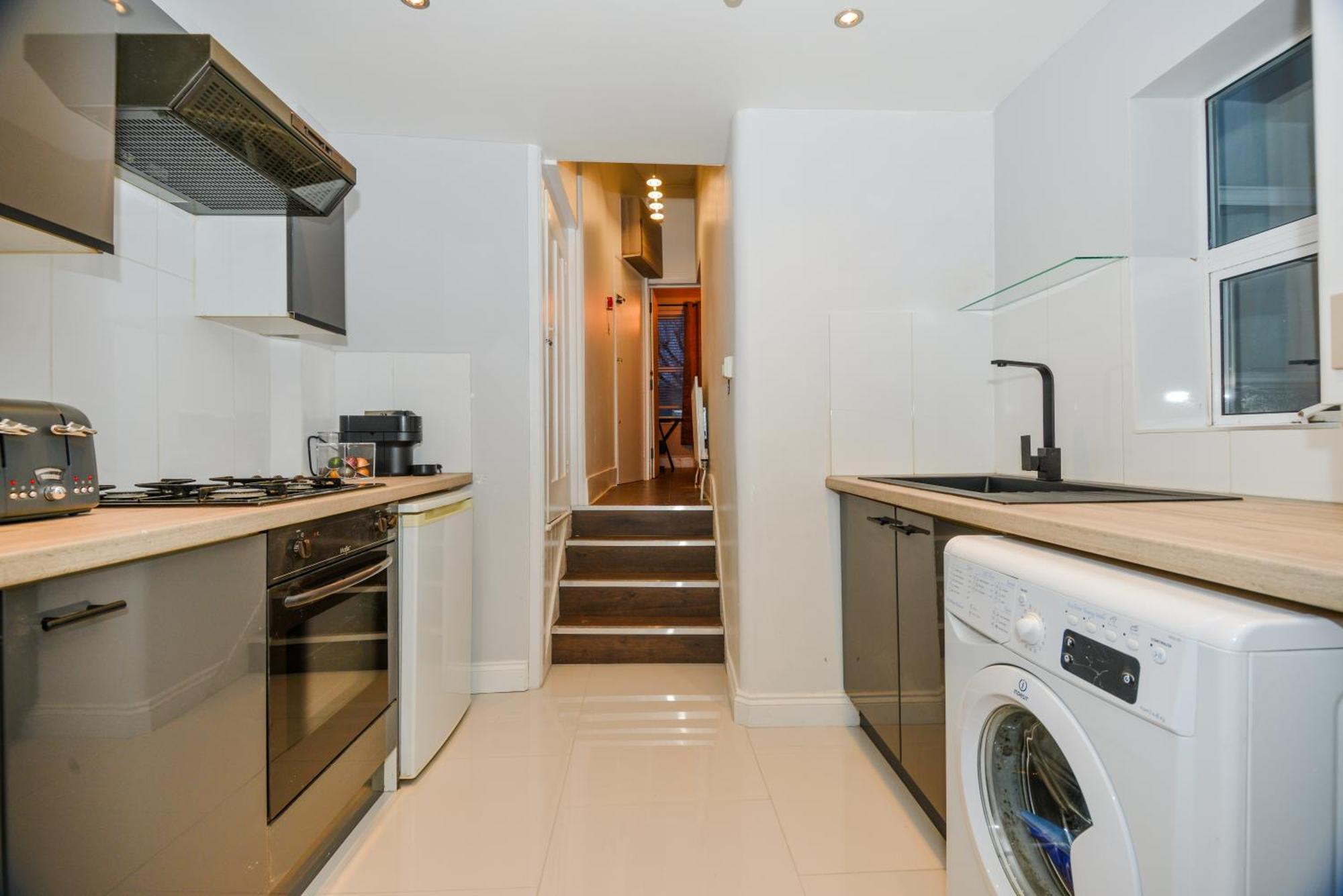 Cosy 1 Bedroom Home For Small Families London Eksteriør bilde